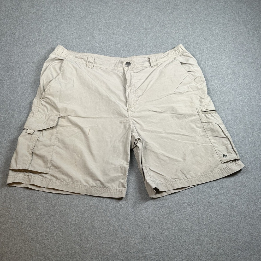 Columbia‎ Omni Shade Cargo Shorts Mens 42 Khaki Hiking Outdoor Gorpcore NOTE